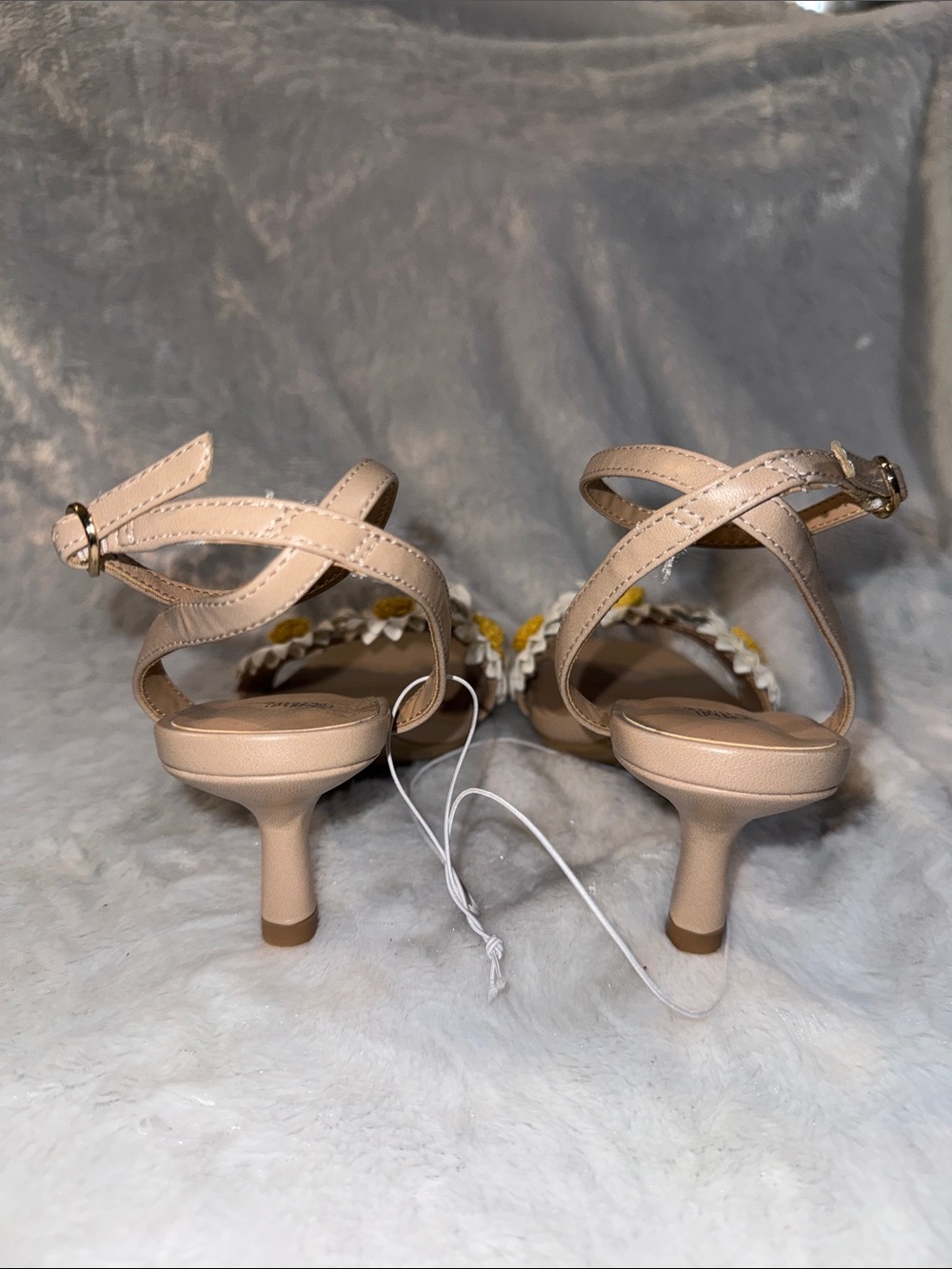wild fable White Daisy Ankle-Strap Heels with Tan Footbed - Picture 5 of 7